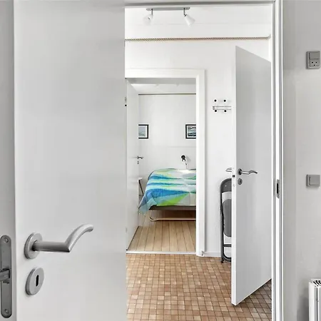 4106-borre-klintholm-havneby-6 * Borre